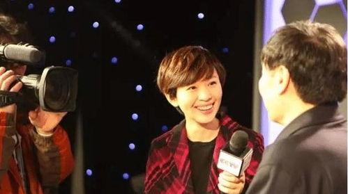 丑角最新爆料新闻联播在线观看,最新丑角爆料新闻联播，在线观看精彩瞬间